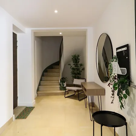 Le Mediterraneen Apartment